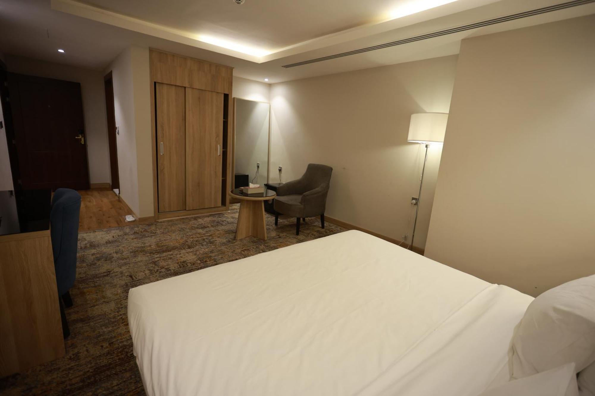 Samt Inn Hotel Riyadh Exteriör bild